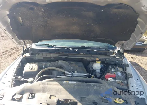 2018 Ram 1500 Slt 4X4 5'7 Box from USA, damaged, VIN 1C6RR7LT3JS289366